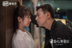杨紫李现相亲局重逢《亲爱的》假情侣真恋爱?韩商言什么时候喜欢佟年的