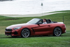 宝马z4跑车,动感敞篷，驾驭激情的豪华跑车