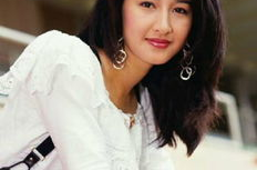 关咏荷个人资料,香港影视界璀璨明珠，从荧幕女神到幸福人妻的蜕变之路